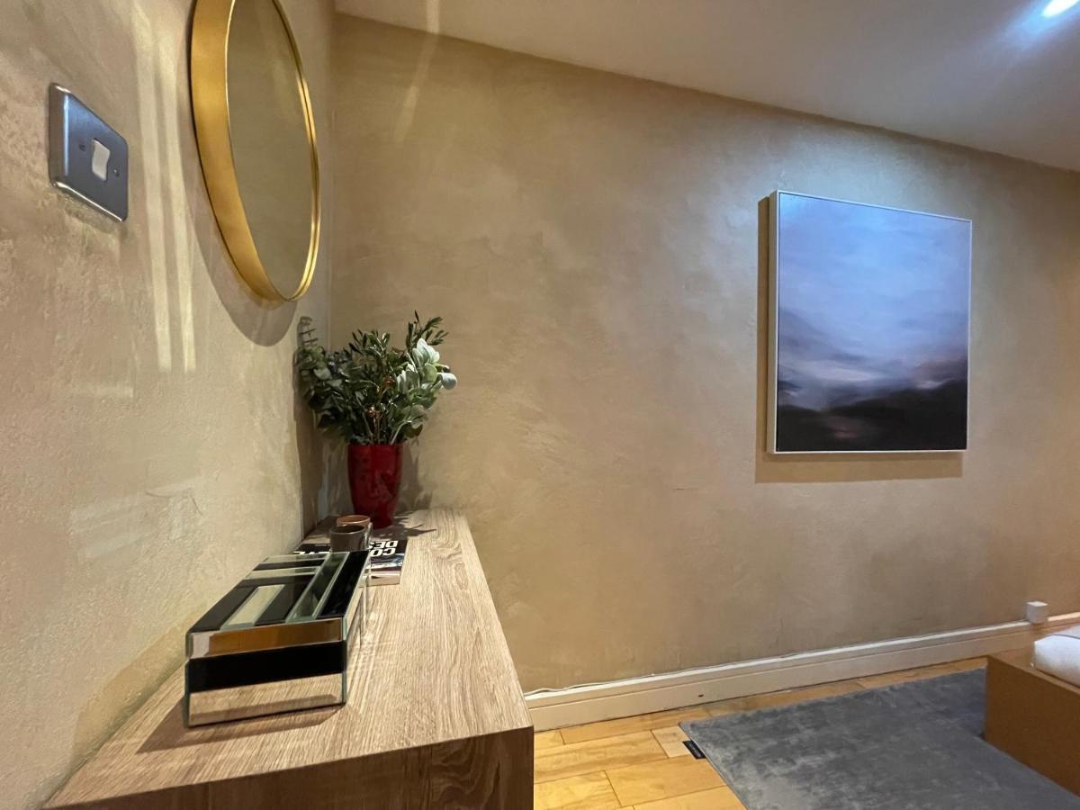Stunning Westminster Apartment - 9 Albert Londra Dış mekan fotoğraf